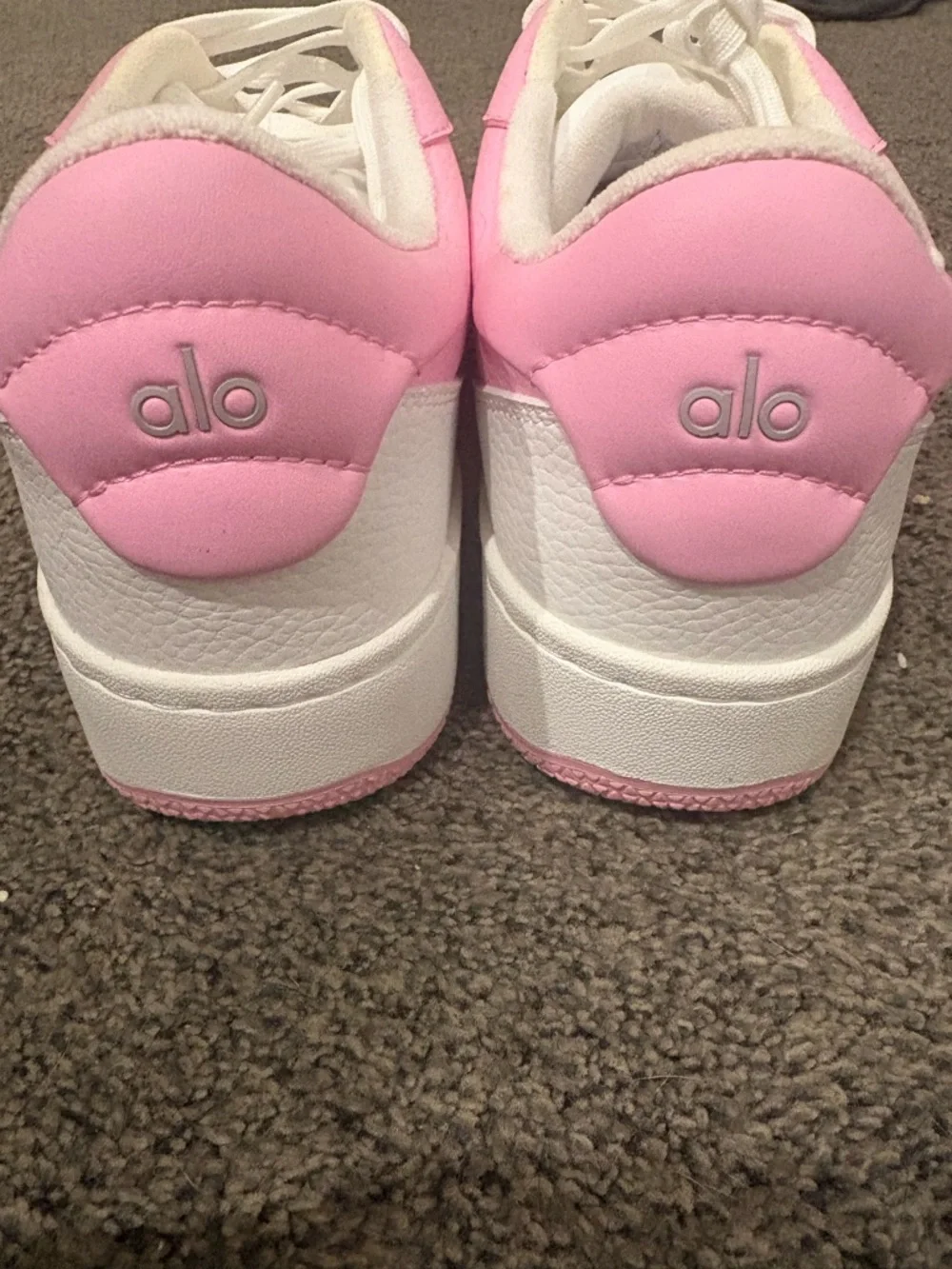 NEW! ALO Yoga Sneakers in Pink and White